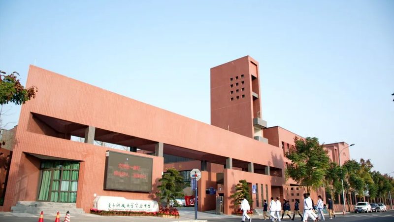电子模块代工：揭秘优质代工企业的核心要素**